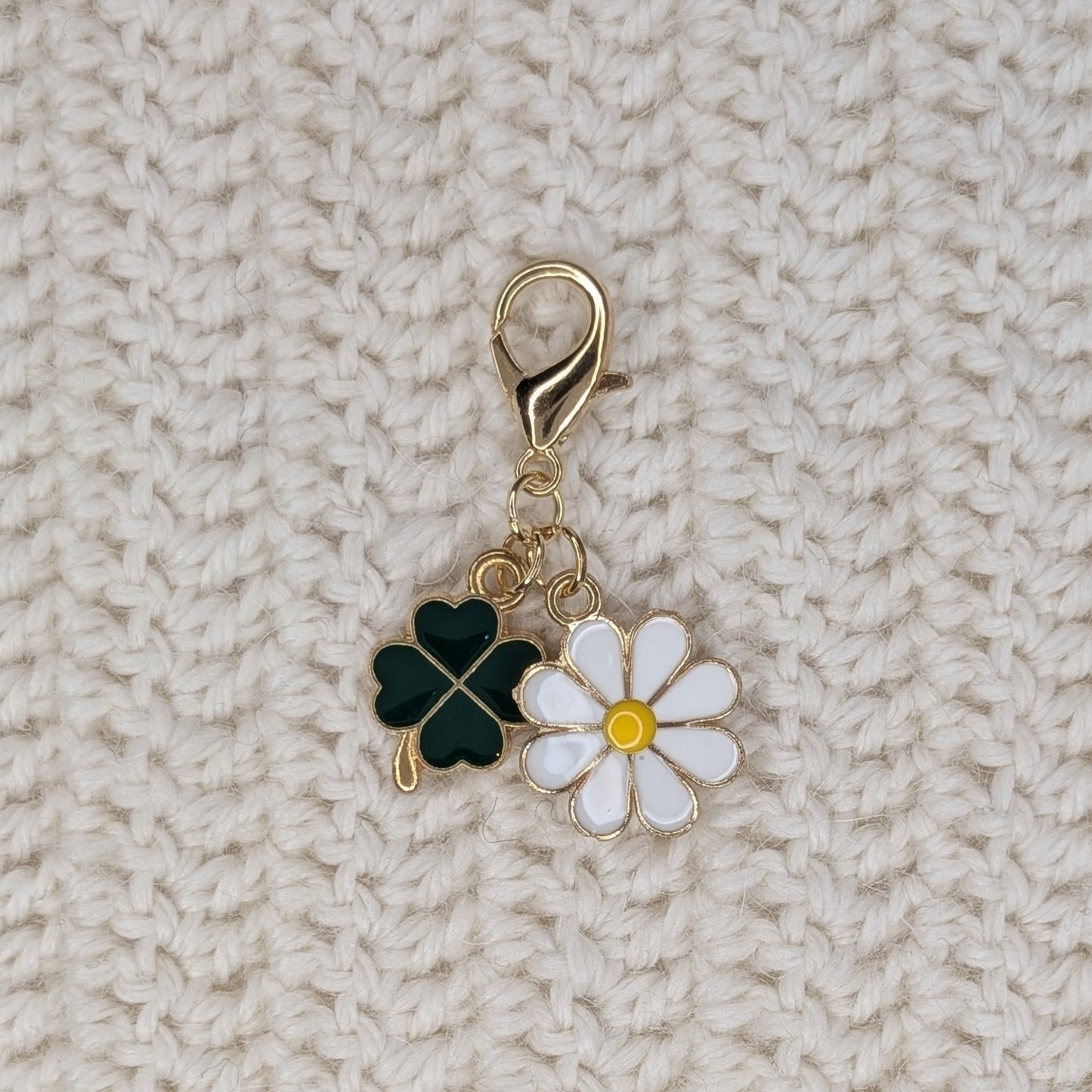 Marqueur de maille Trèfle & Marguerite – Crochet, Tricot & Porte-clés