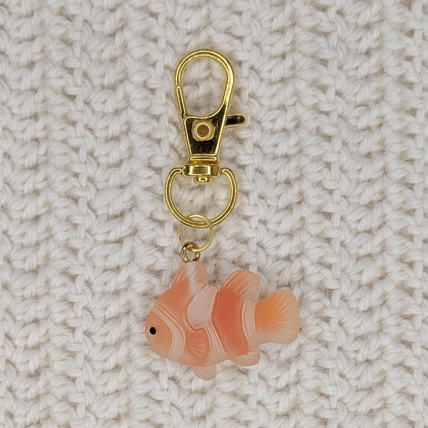 Marqueur de maille Poisson-clown – Crochet, Tricot & Porte-clés